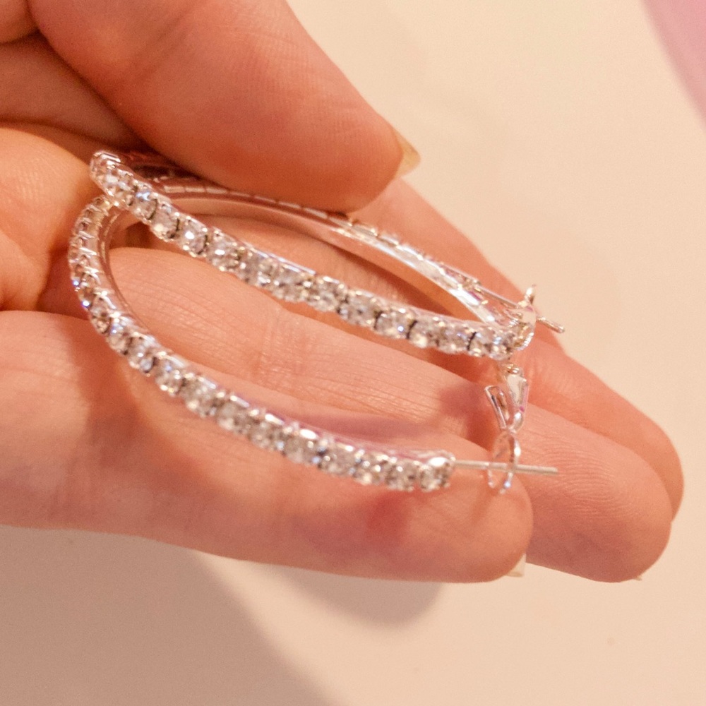 NEW!💙💎CRYSTAL STUDDED HOOPS!💎💙VERY PRETTY! BIG - Picture 3 of 8